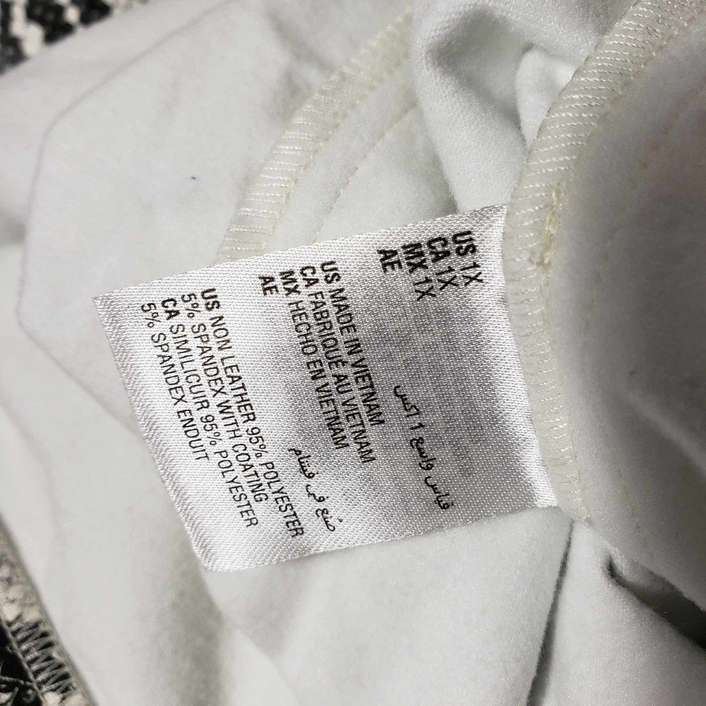 12 Thompson Plus Size 1x Python Print Stretchy Pl… - image 5